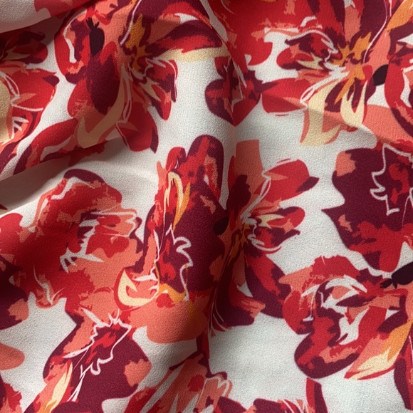 Pink Lily Peplum Top - Picture 3 of 3